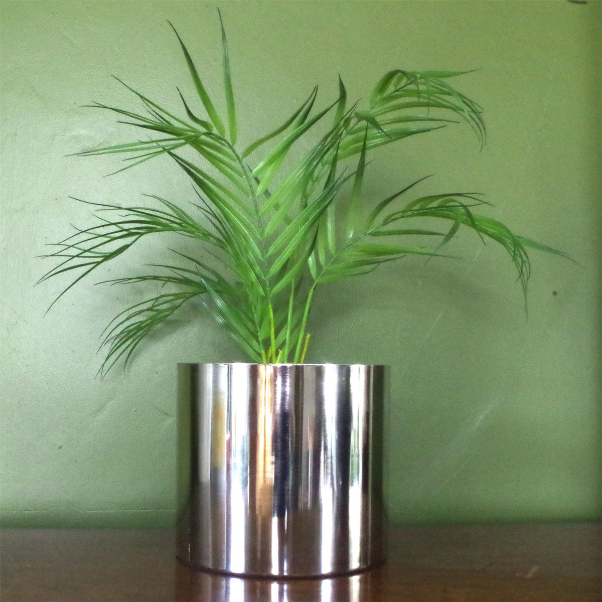 50cm Small Artificial Areca Palm Tree – Compact Realistic Tropical Palm for Indoors