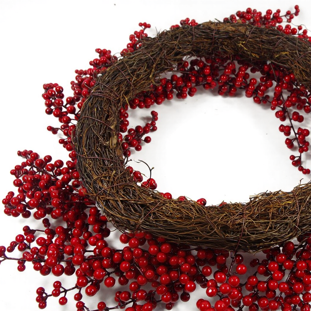 60cm Large Artificial Christmas Red Berry Wreath – Luxury Faux Festive Door Decoration