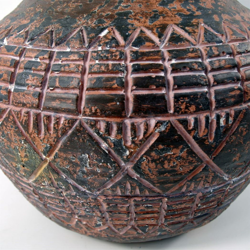 30cm x 23cm Large Aztec Vase Planter – Composite Plant Pot