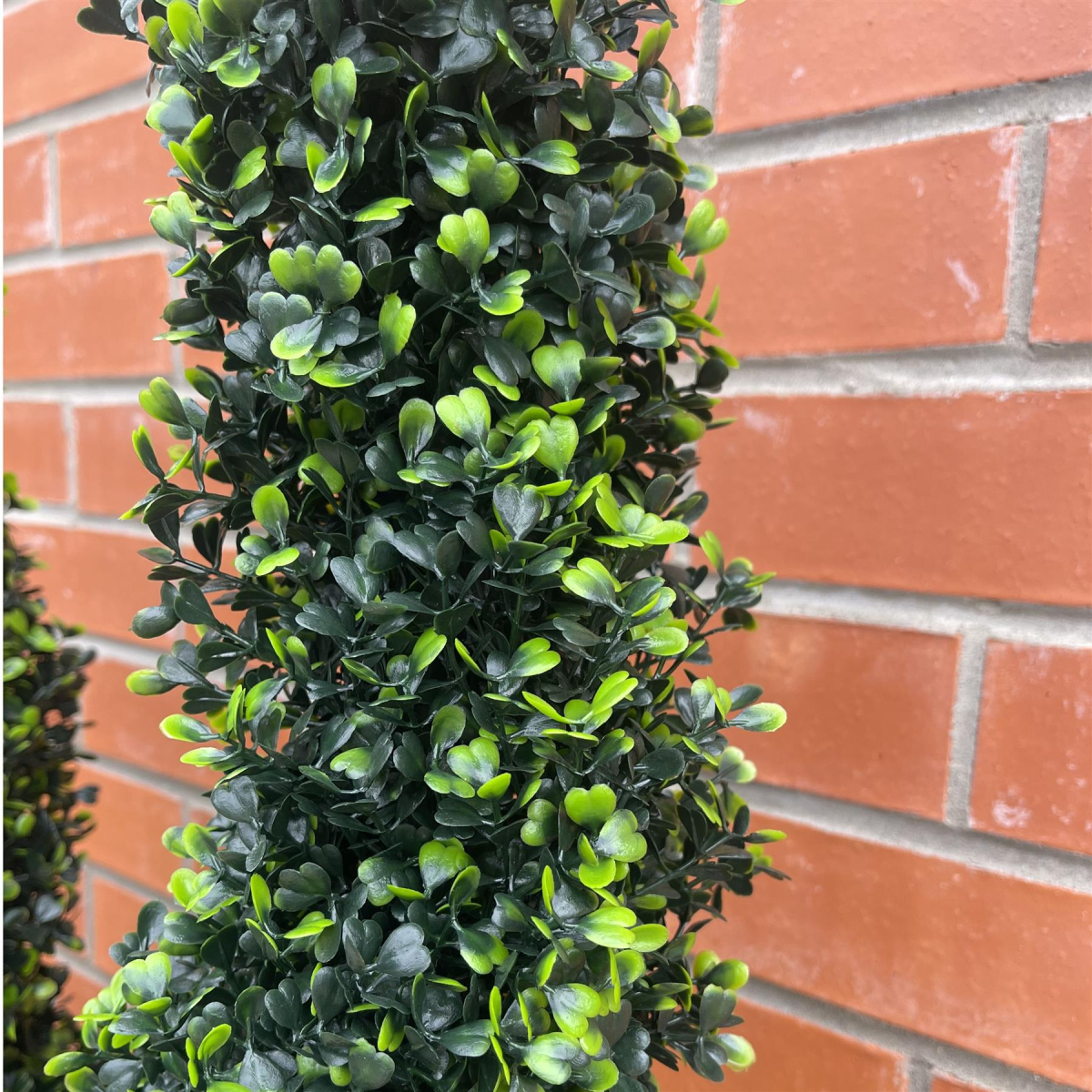 120cm Medium Artificial Boxwood Spiral Topiary Tree – Realistic Faux Topiary for Home or Office