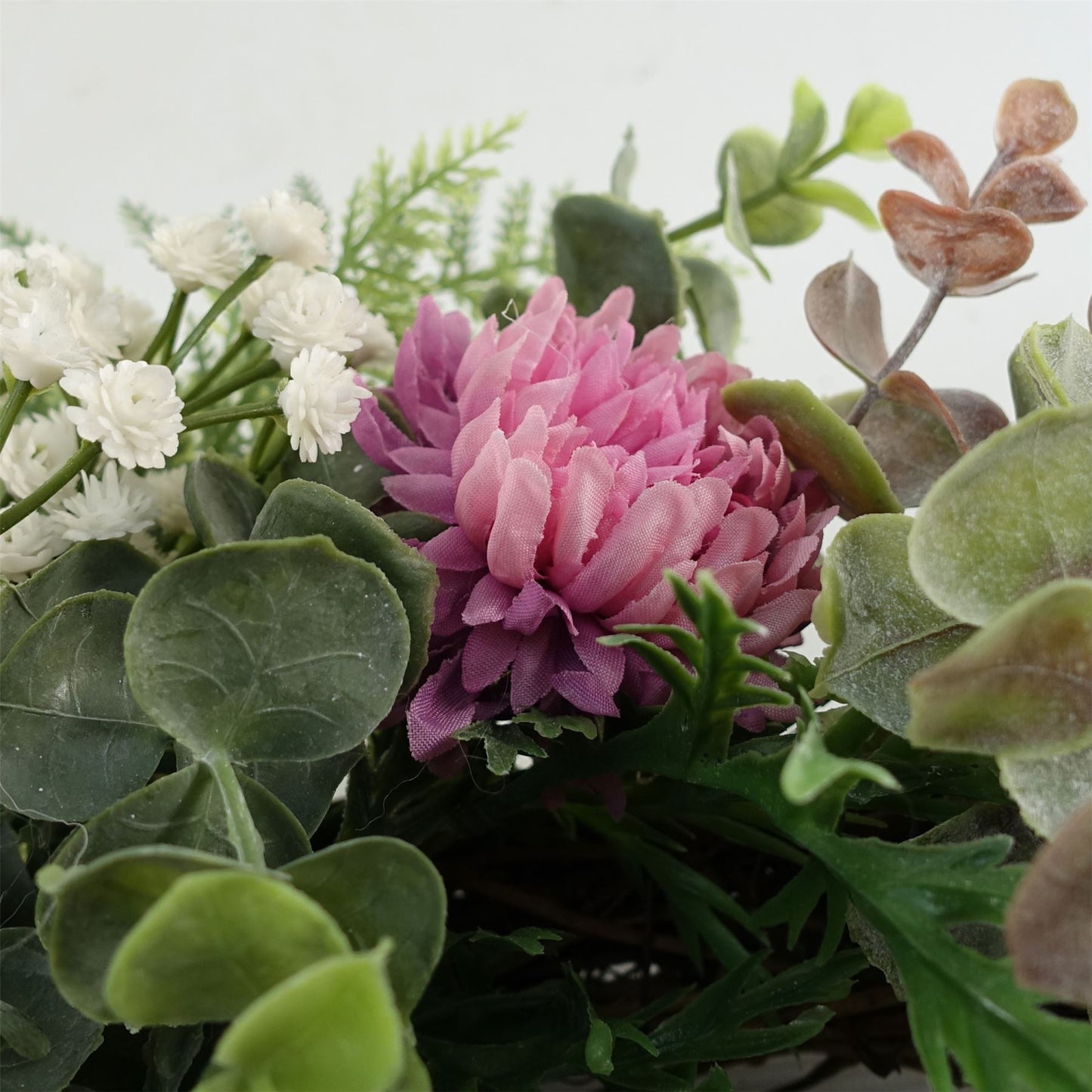 45cm Medium Artificial Pink Floral Wreath – Elegant Faux Blossom Spring Door & Wall Décor