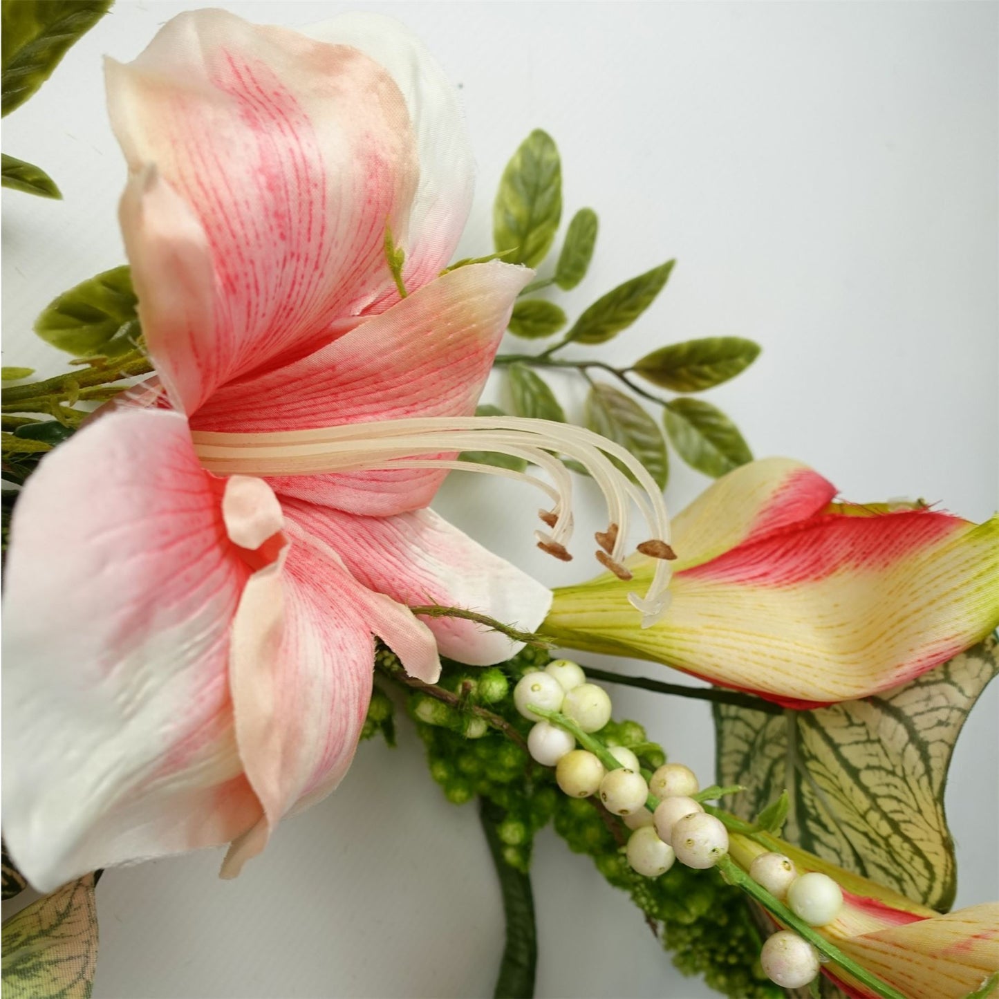 180cm Extra Large Artificial Hanging & Trailing Pink Lily Garland – Realistic Floral Design