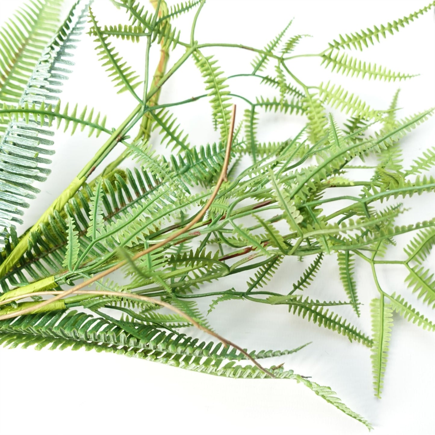 180cm Extra Large Artificial Hanging & Trailing Fern Garland Plant – Realistic Faux Fern Foliage