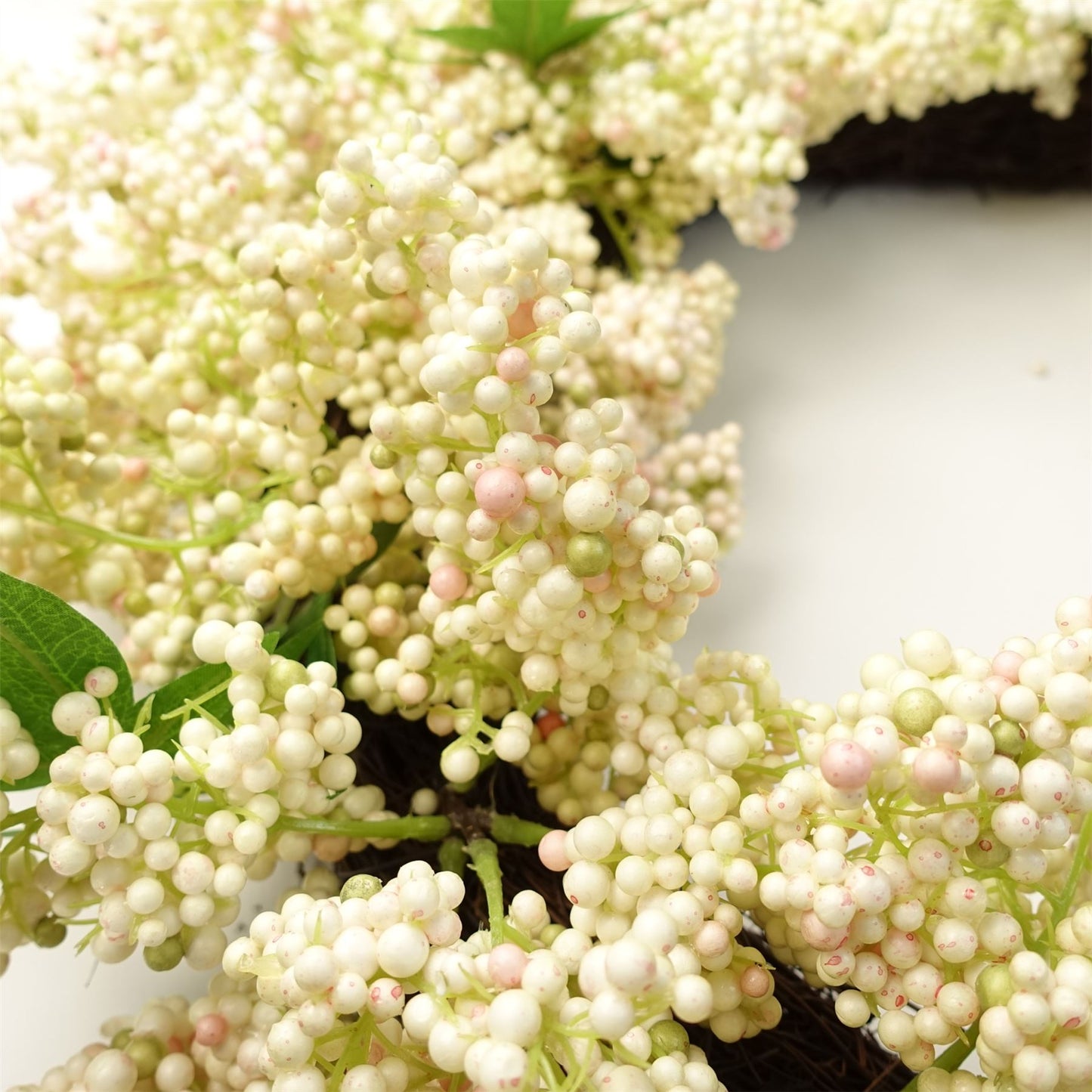 55cm Large Artificial White Berry Wreath – Elegant Faux Hanging Christmas Door Decoration